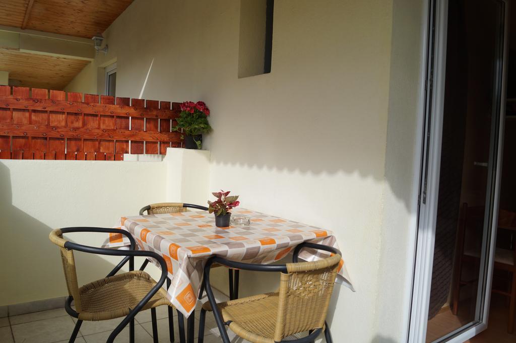 Studio Apartments Marija With Private Parking Makarska Exterior photo